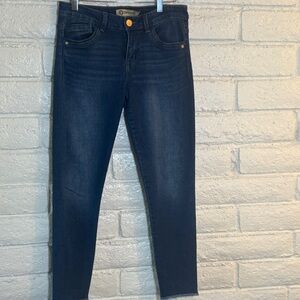 Democracy Seamless Ankle Skimmer Dark Wash Jeans| Raw Hem| Skinny Stretch